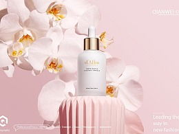 清新背景下的化妆品 科技与自然的完美融合